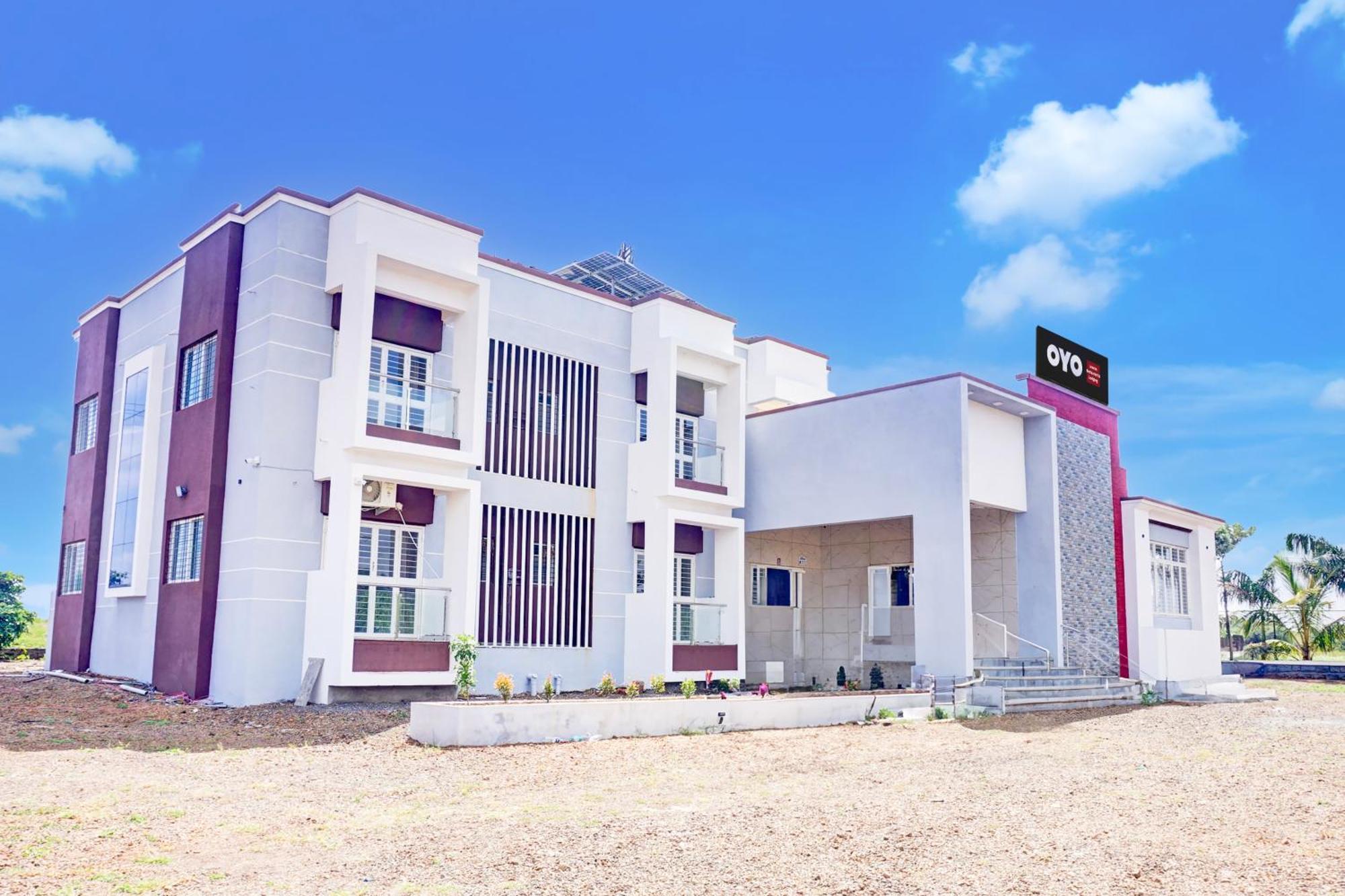 Hotel O Jeevan Restaurant & Lodging Kavathe Exterior foto